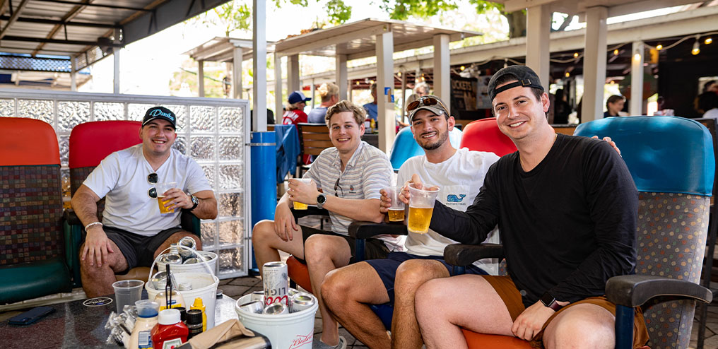 Best Sports Bar in St. Petersburg, FL